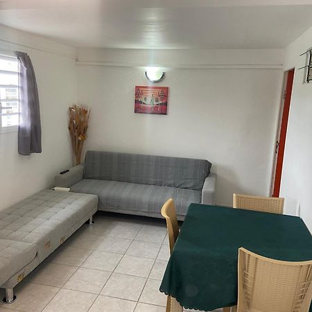 Petit-Canal Logement De 40M2 Avec Terrasse, Moderne Et Equipe מראה חיצוני תמונה