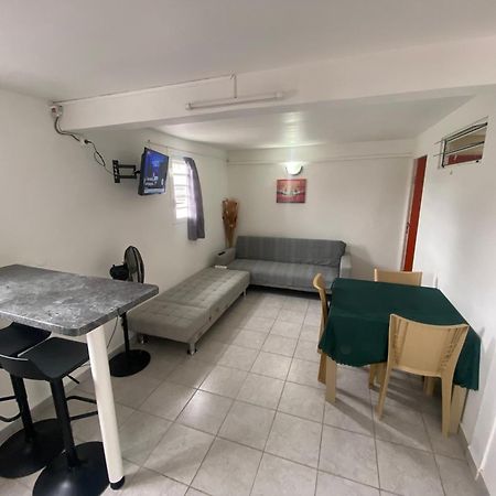 Petit-Canal Logement De 40M2 Avec Terrasse, Moderne Et Equipe מראה חיצוני תמונה