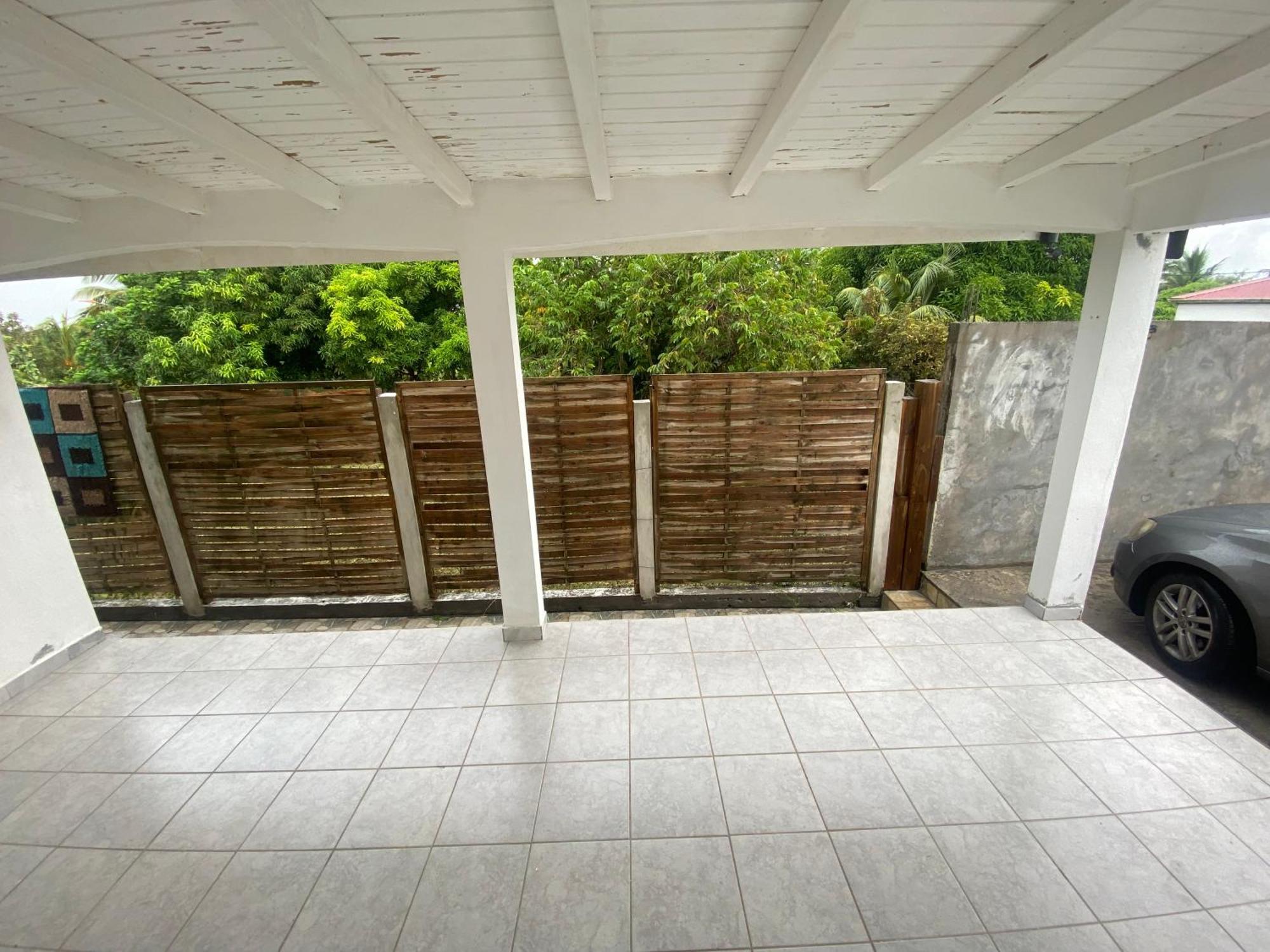 Petit-Canal Logement De 40M2 Avec Terrasse, Moderne Et Equipe מראה חיצוני תמונה